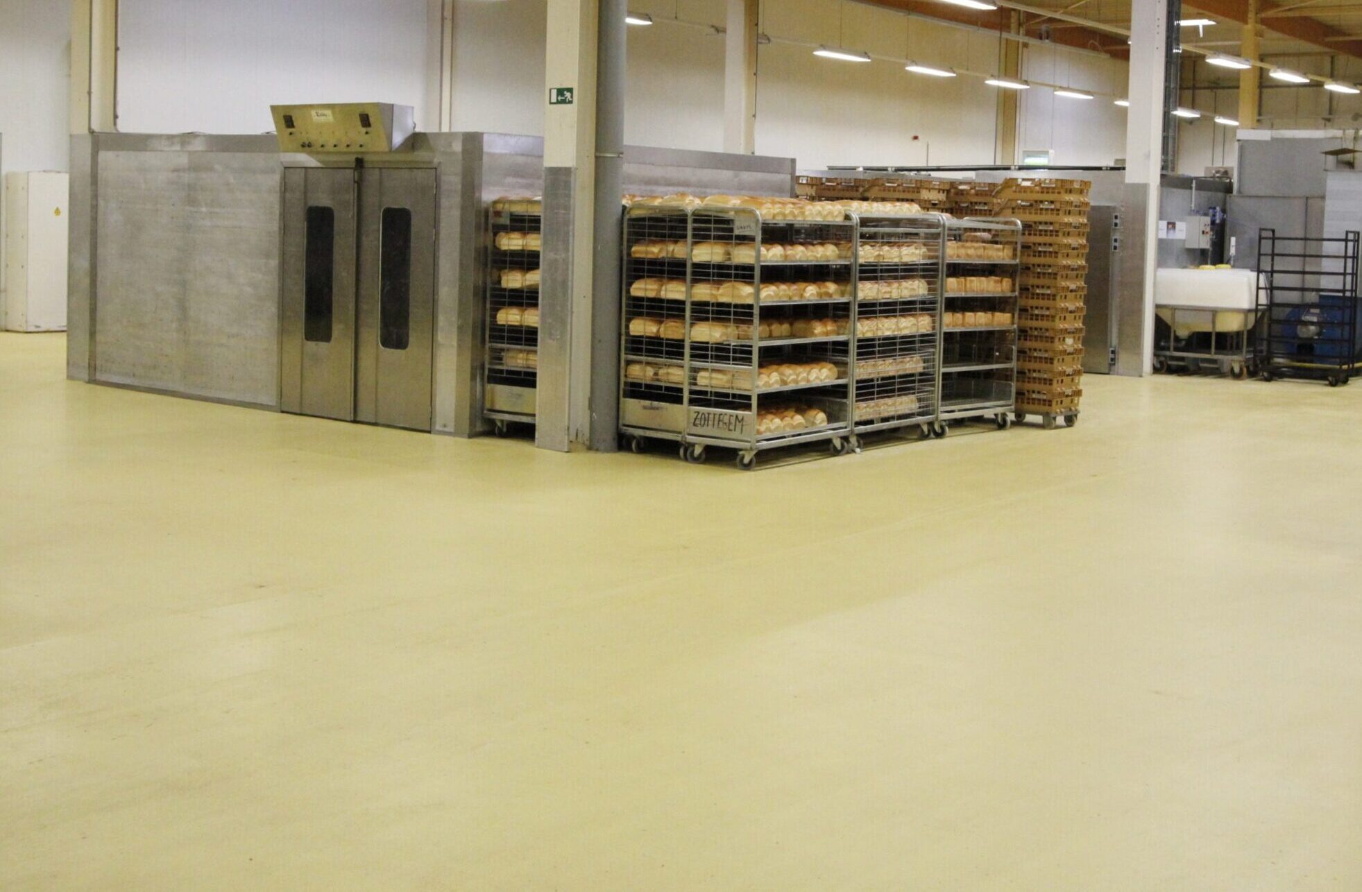 Hygiënische Ucrete-vloer in bakkerij – hittebestendig en ideaal voor voedselverwerking